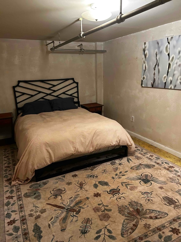 property at 10166 Glebe Rd