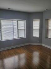 7944 S Ellis Ave in Chicago, IL - Building Photo - Building Photo