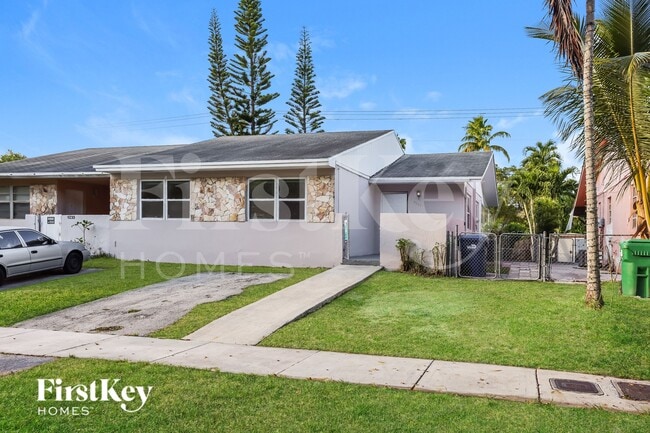 9231 SW 204th Terrace in Cutler Bay, FL - Building Photo - Building Photo