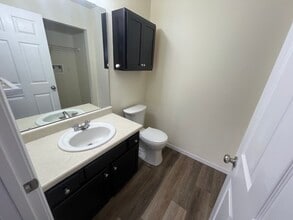 716 Woodside Creek Dr in Festus, MO - Building Photo - Building Photo