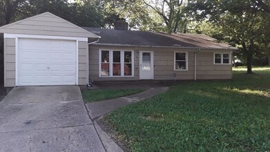 305 Meota St in Park Forest, IL - Building Photo - Building Photo