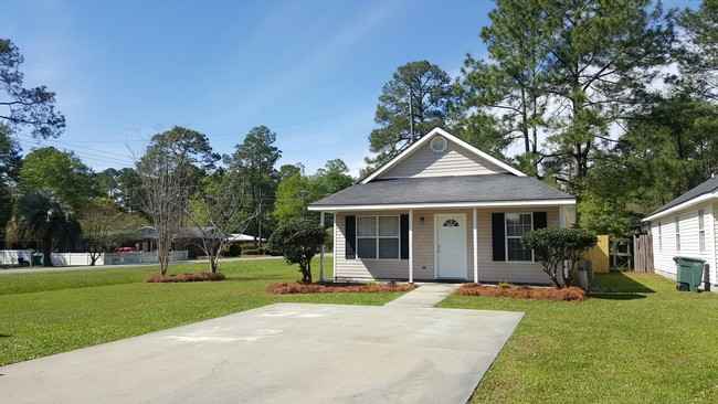 1602 Lexington Cir in Valdosta, GA - Building Photo - Building Photo