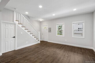 133 Waverly Ave in Mamaroneck, NY - Building Photo - Building Photo