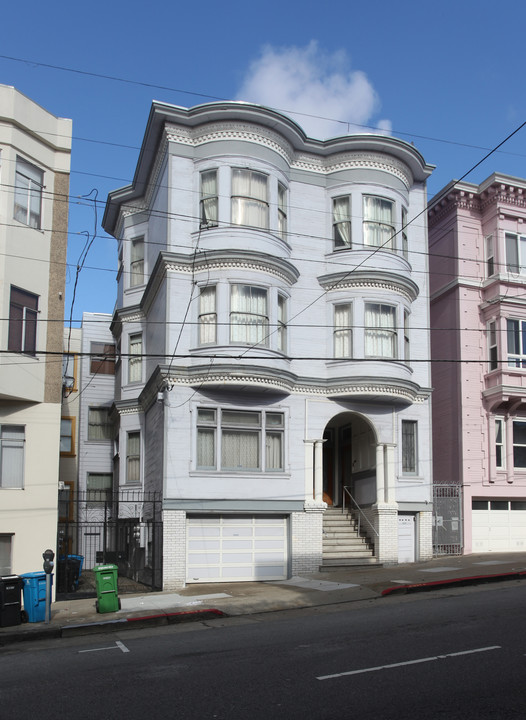 1620 Washington St in San Francisco, CA - Building Photo