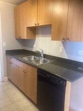 10118-10119 Old Orchard Ct in Skokie, IL - Building Photo - Building Photo