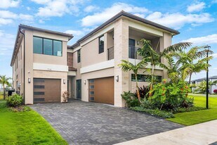 9346 Sunflower Mdw Rd in Boca Raton, FL - Building Photo