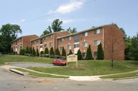 Markham View in Landover, MD - Building Photo - Building Photo