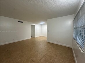 2900 NE 17th Ave in Pompano Beach, FL - Building Photo - Building Photo