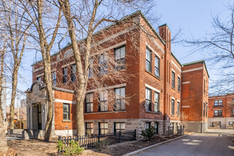 Sandy Hill Apartments in Ottawa, ON - Building Photo - Building Photo