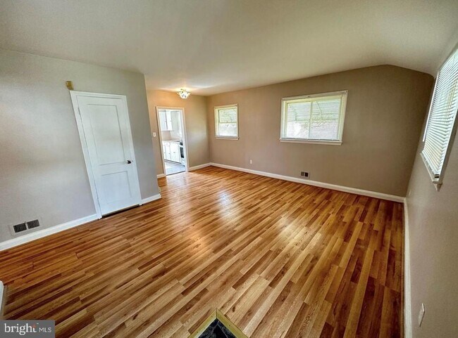 5507 Wilvan Ave photo'