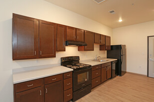Littleton Crossing in Littleton, CO - Building Photo