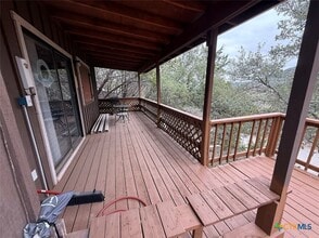 827 Contour Dr in Canyon Lake, TX - Building Photo - Building Photo