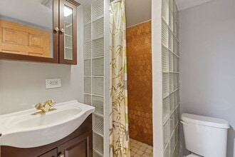 4115 W Melrose St, Unit GDN in Chicago, IL - Foto de edificio - Building Photo