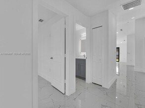 5117 24th St SW in Lehigh Acres, FL - Building Photo - Building Photo