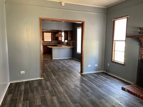 112 S Standish St in Henderson, TX - Building Photo - Building Photo