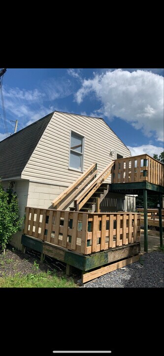 1128 Mainsville Rd in Shippensburg, PA - Building Photo