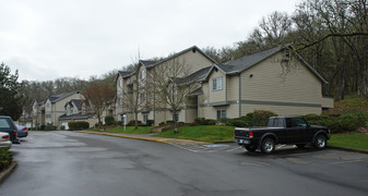 Oakridge Apartments