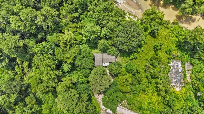 21146 New Candy Dr in New Caney, TX - Foto de edificio - Building Photo