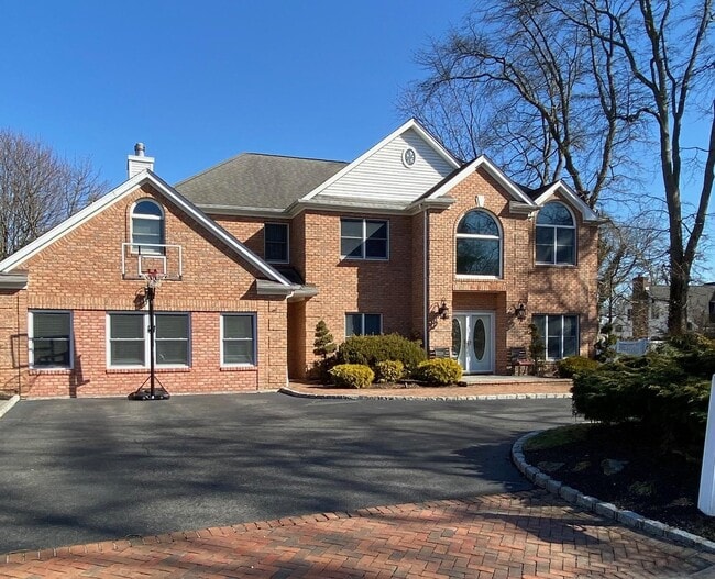 property at 31 Constance Ct