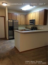 3049 Chamberlain St-Unit -Unit 7 in Maplewood, MN - Building Photo - Building Photo