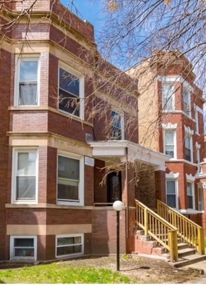 property at 6240 S Champlain Ave