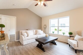 108 Redon Cir in Webster, NY - Building Photo - Building Photo