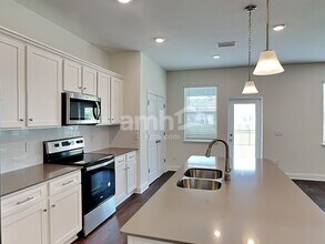 2617 Sunrise Lndg Lp in Tavares, FL - Building Photo - Building Photo