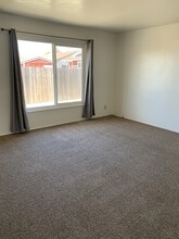 115 N D St, Unit B in Lompoc, CA - Building Photo - Building Photo