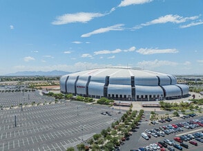 6610 N 93rd Ave in Glendale, AZ - Foto de edificio - Building Photo