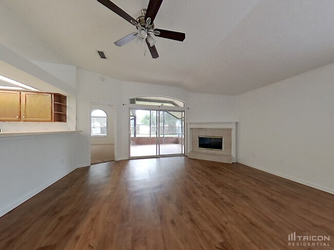 12750 Guernsey St in Jacksonville, FL - Building Photo - Building Photo