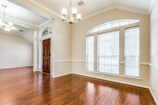 9635 Therrell Dr in Houston, TX - Building Photo