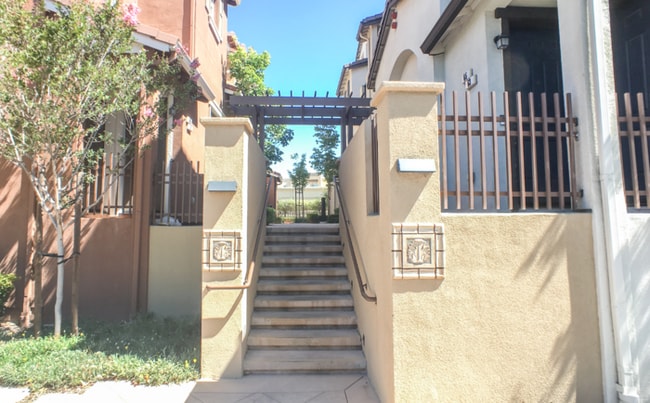 69 Ede Ln in Milpitas, CA - Building Photo - Building Photo