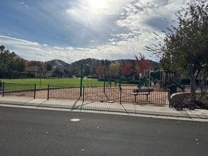 9327 Vintner Cir in Patterson, CA - Building Photo - Building Photo