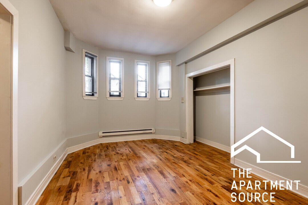 4631 N Paulina St in Chicago, IL - Building Photo