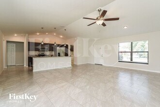 19107 Evergreen Rd in Ft. Myers, FL - Building Photo - Building Photo