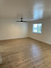 520 E South Weber Dr, Unit B2 in South Weber, UT - Foto de edificio - Building Photo