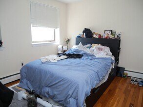 1039 Commonwealth Ave in Boston, MA - Building Photo - Building Photo