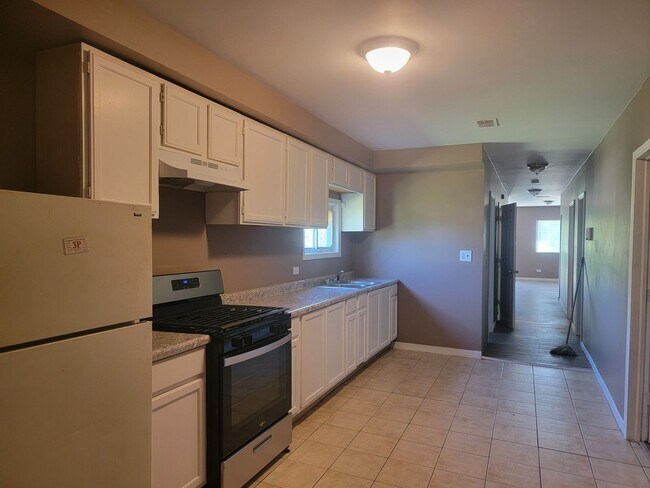 14802 Cooper Ave in Harvey, IL - Building Photo - Building Photo