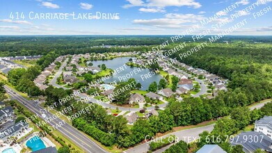 414 Carriage Lake Dr in Little River, SC - Building Photo - Building Photo