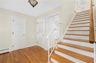 18 Coggeshall Way in Middletown, RI - Building Photo - Building Photo