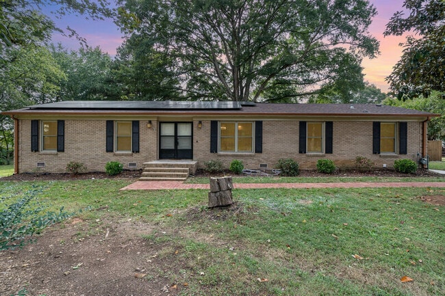 7332 Kuck Rd in Mint Hill, NC - Building Photo - Building Photo