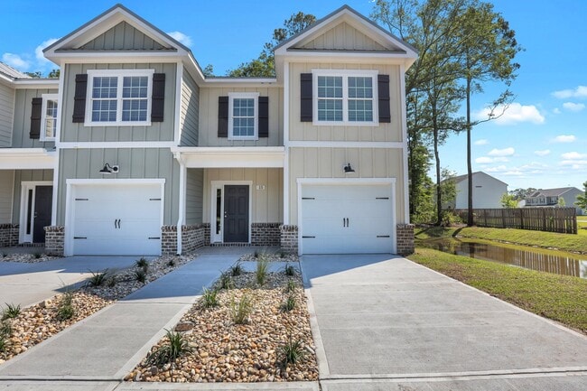 property at 105 Sherwood Ct
