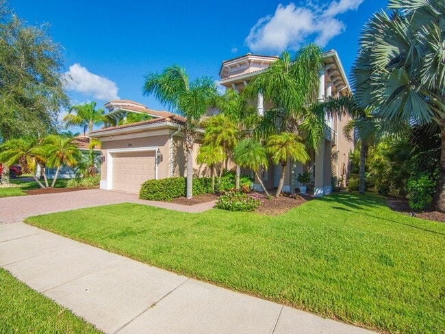 property at 3344 Westford Cir SW
