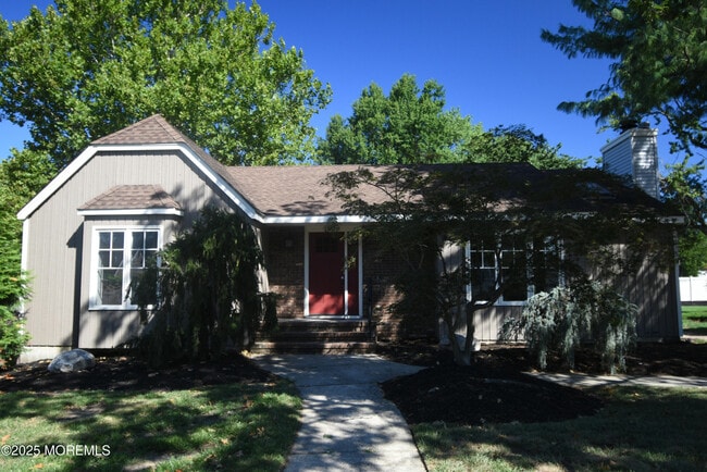 property at 324A Broad St