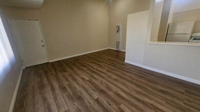 14926 Hawthorne Blvd in Lawndale, CA - Building Photo - Building Photo