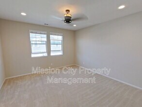 6520 Calle Koral in Goleta, CA - Building Photo - Building Photo