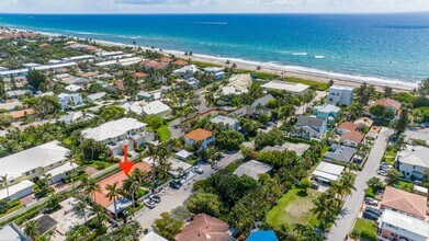 11 Tropical Dr, Unit 2 in Ocean Ridge, FL - Building Photo - Building Photo