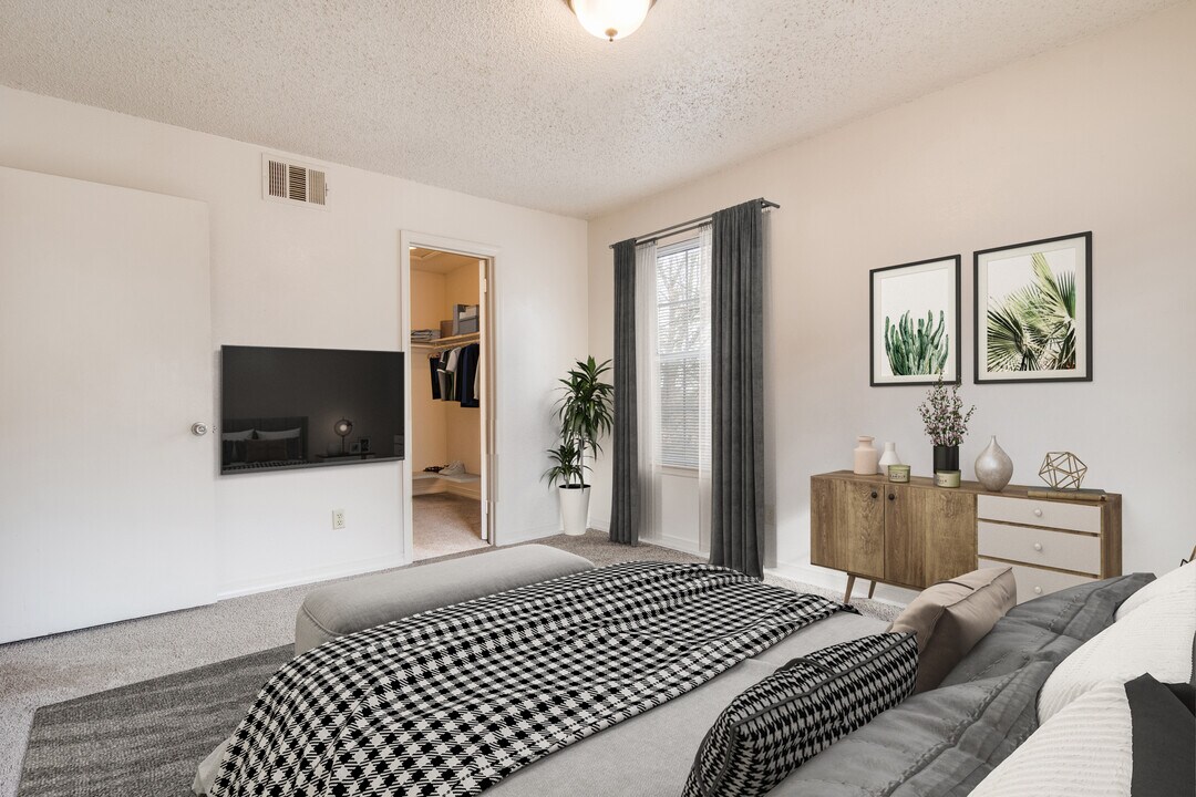 C&W Grandview Apartments in Fayetteville, AR - Foto de edificio