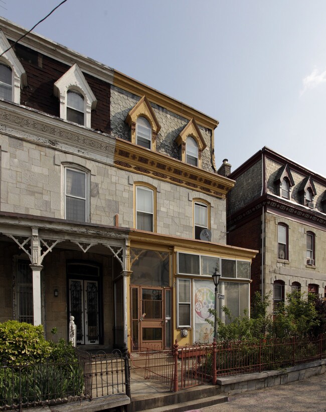 3705 Powelton Ave in Philadelphia, PA - Foto de edificio - Building Photo