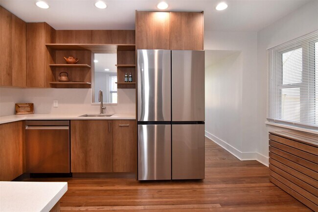 120 Scarsdale Rd in Yonkers, NY - Building Photo - Building Photo